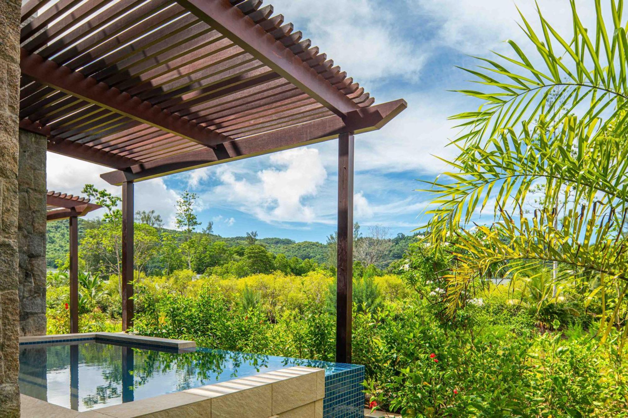Resort Canopy By Hilton Seychelles 4*